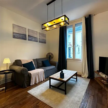 Small House On 2 Levels Near The Heart Of Town And Its Interior Terraces